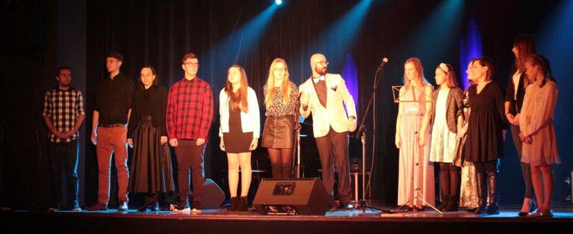 Zaśpiewali i zagrali dla Julki akustycznie, rozrywkowo, klimatycznie i klasycznie