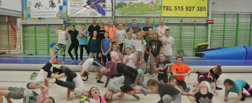 Studio Tańca ANIMA na warsztatach z akrobatyki